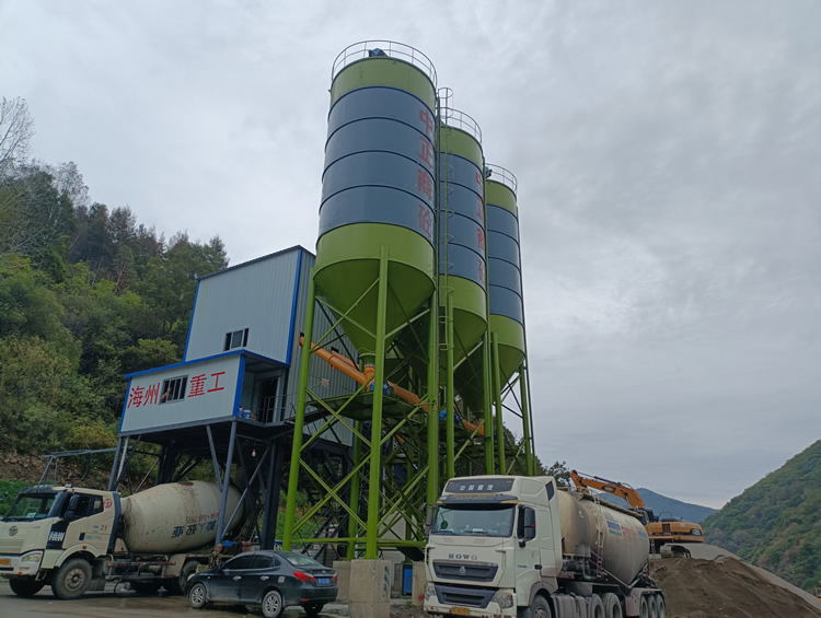 ����������վ